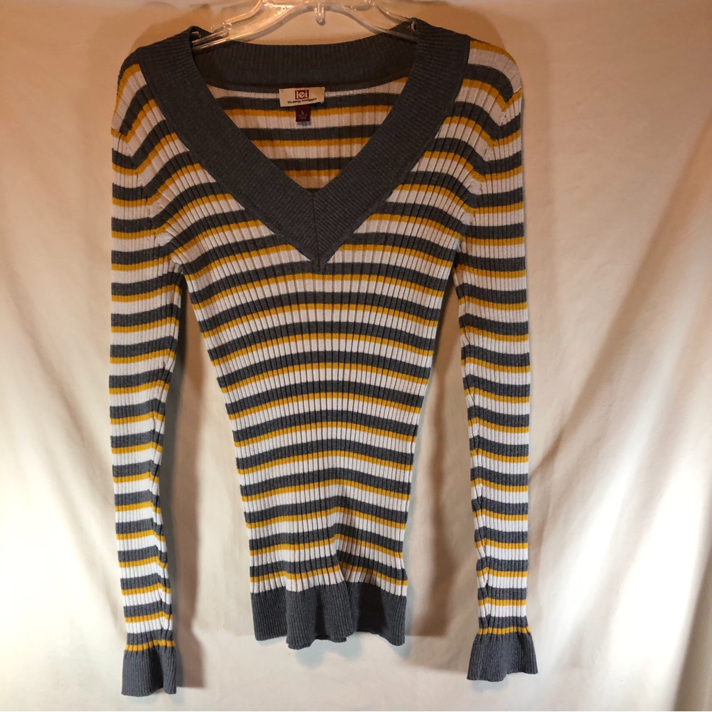 L.E.I. Life Energy Intelligence Junior Grey/White/Yellow Striped Sweater L